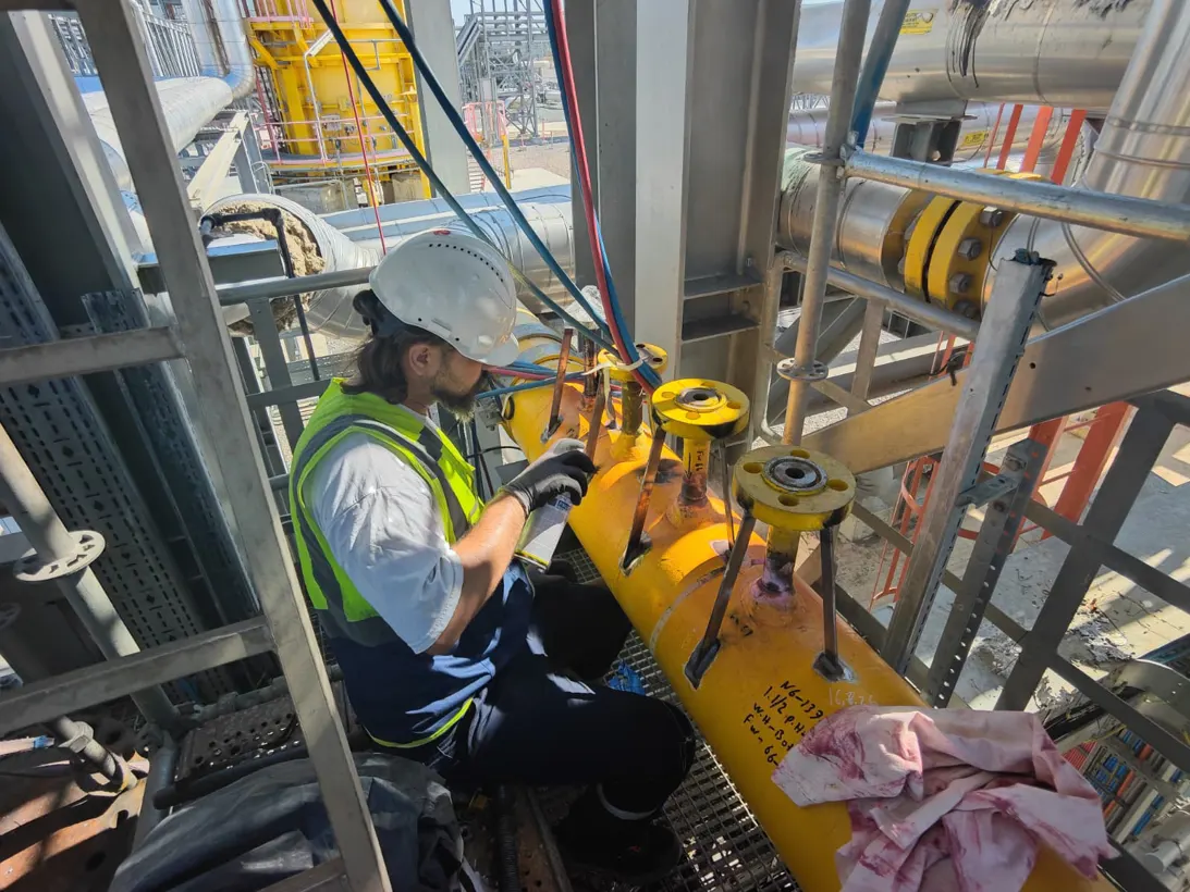 Sıvı penetrant muayenesi arka planı